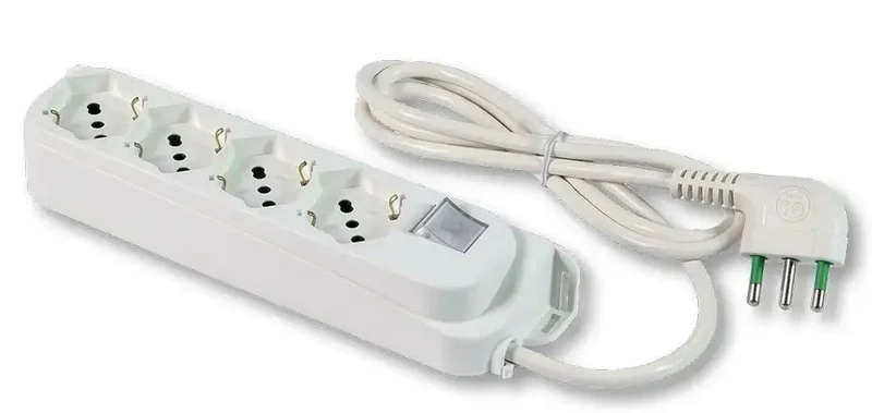 Multipresa universale 4P cavo 1,5MT